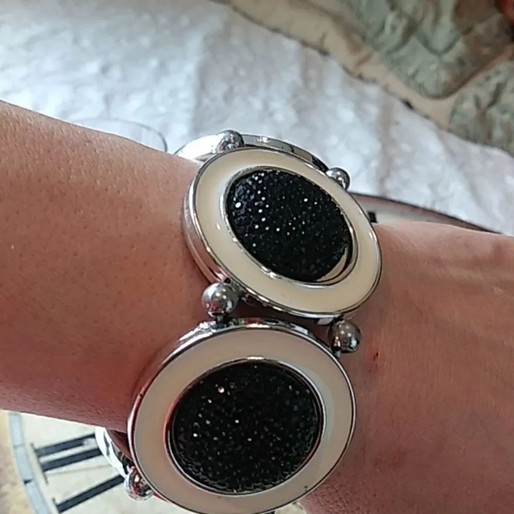 Bracelet - Picture 5 of 5